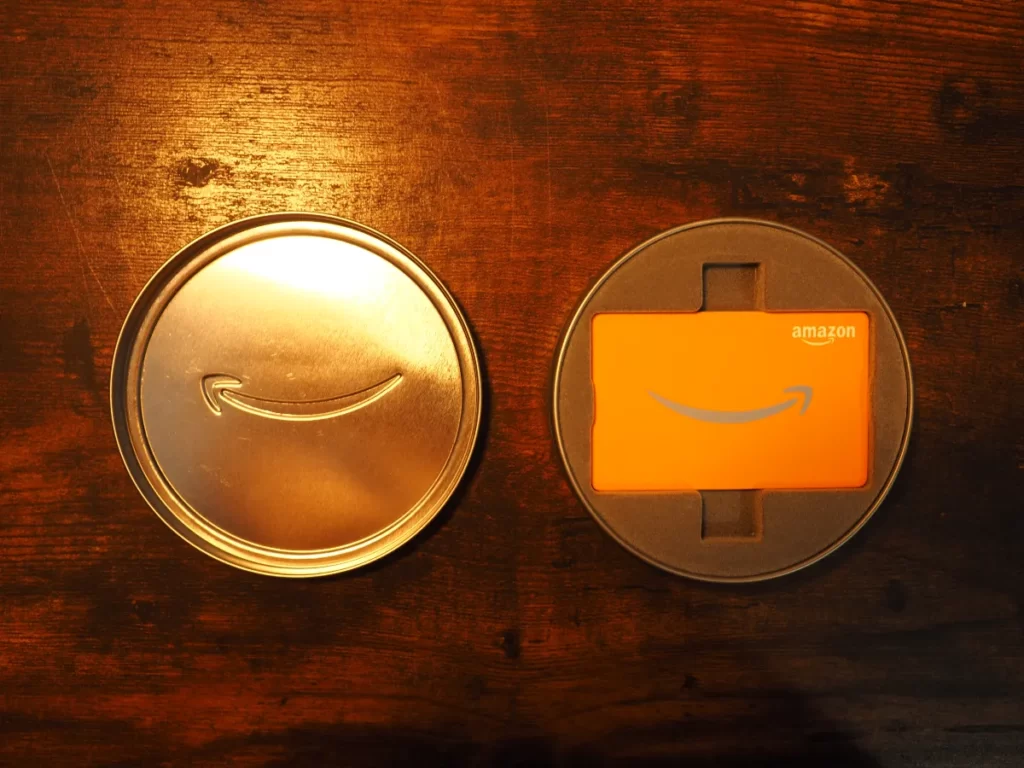 Amazonギフト券のボックスタイプシルバー缶オレンジ箱裏
